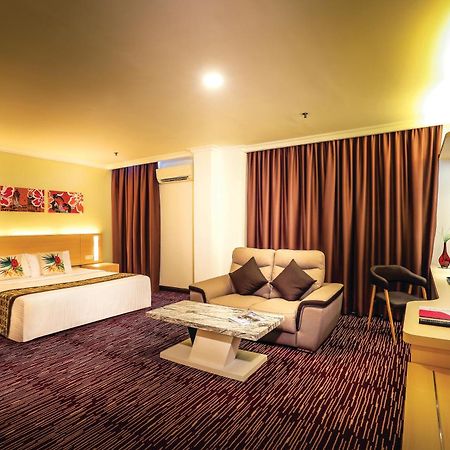Rhr Hotel Kajang Exteriér fotografie