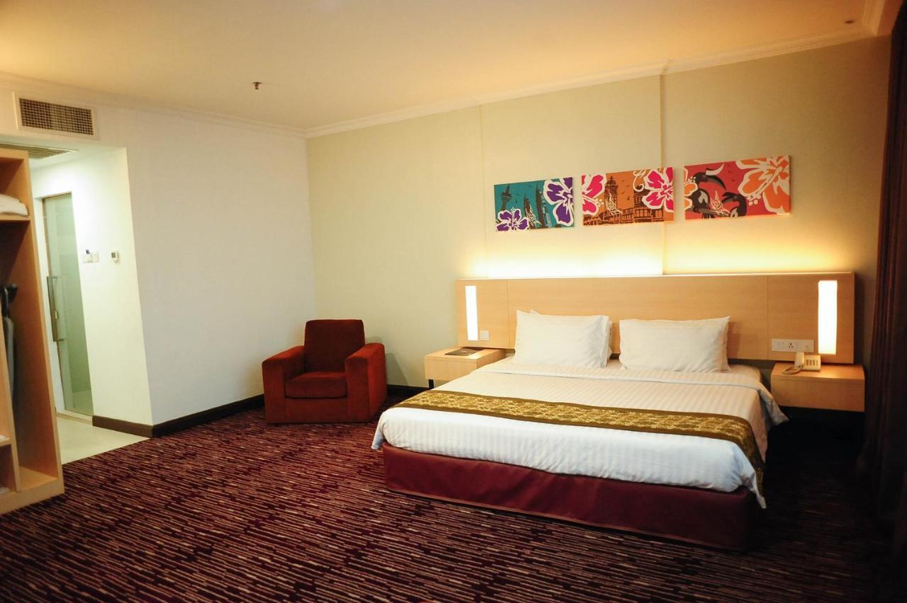 Rhr Hotel Kajang Pokoj fotografie
